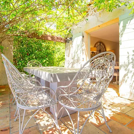 빌라 10 People With Private Pool Near Saint-tropez *