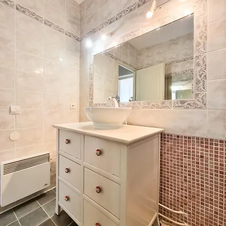 10 People With Private Pool Near Saint-tropez 빌라