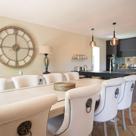 10 People Private Pool Near Saint-tropez Villa