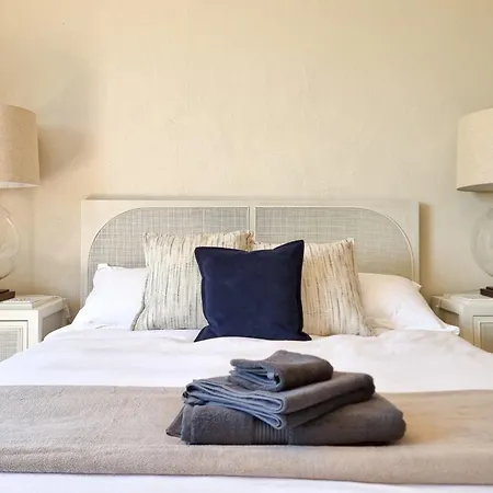 10 People Private Pool Near Saint-tropez