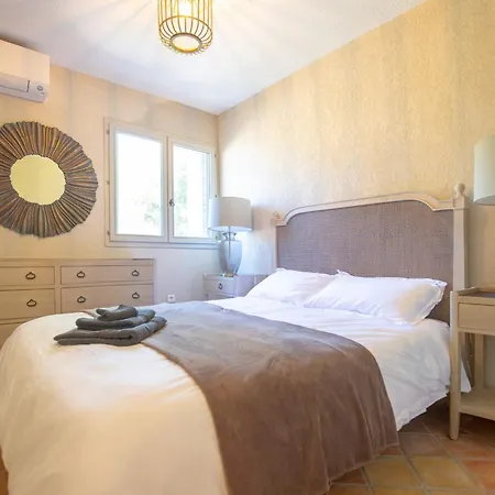 10 People Private Pool Near Saint-tropez Villa